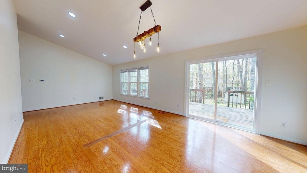 12043 Stoneford Drive - Photo 4