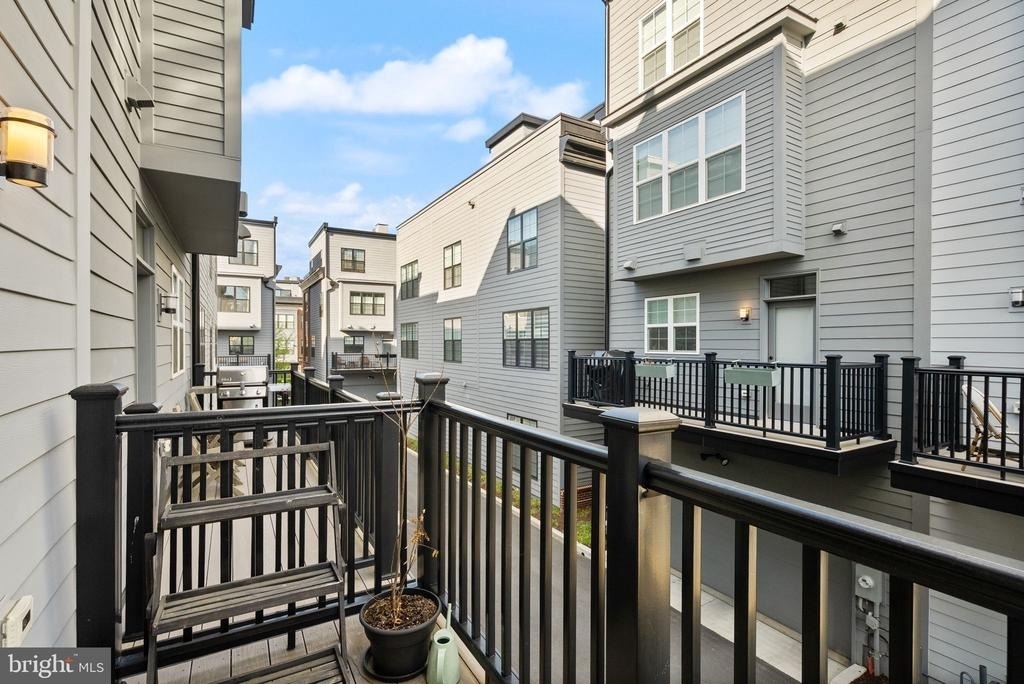 11258 Faraday Park Drive - Photo 17