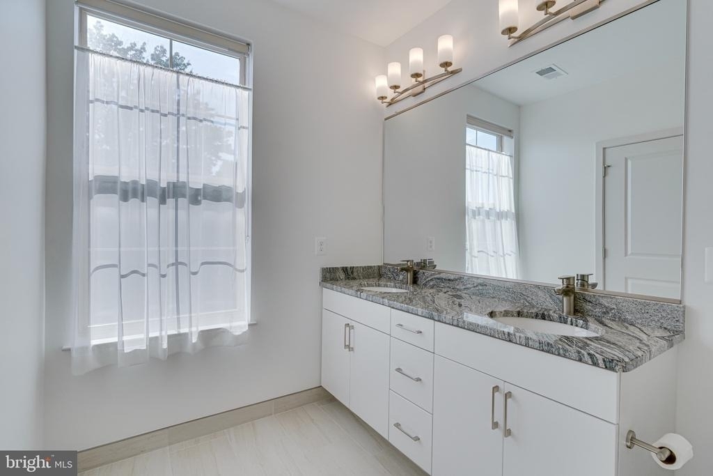 10755 Fairgrounds Drive - Photo 13