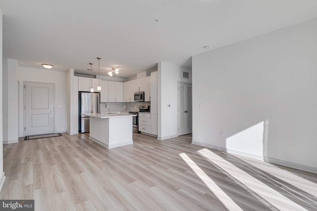 10755 Fairgrounds Drive - Photo 5