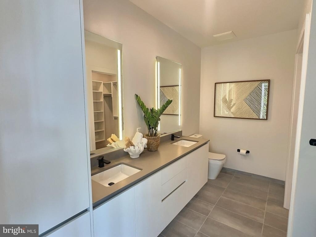 3130 Potomac Avenue - Photo 13