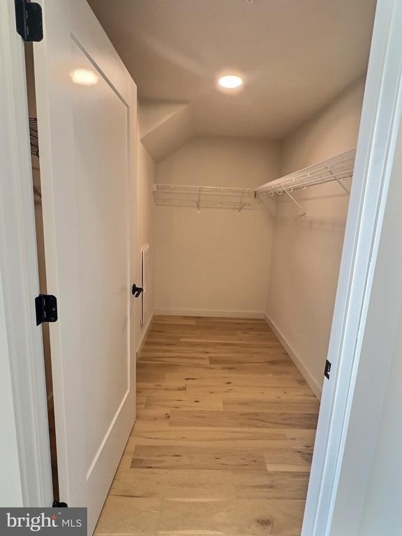 3130 Potomac Avenue - Photo 3