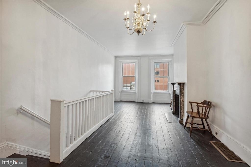 161 N 2nd Street - Photo 3