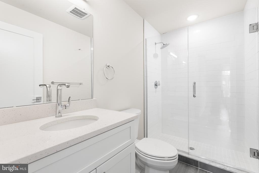 214 Vine Street - Photo 31