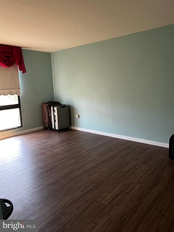 7600 E Roosevelt Boulevard - Photo 9