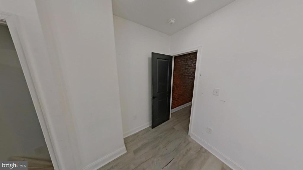3331 N Howard Street - Photo 7