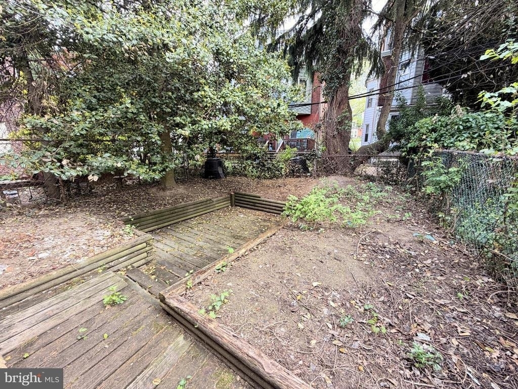 4718 Hazel Avenue - Photo 8