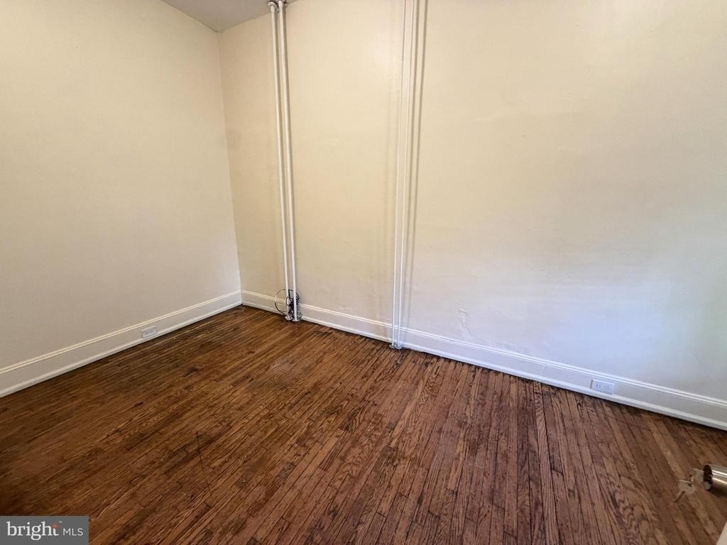 4718 Hazel Avenue - Photo 7