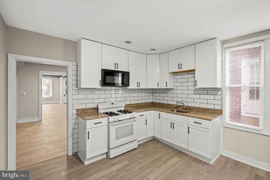 5011 Larchwood Avenue - Photo 7