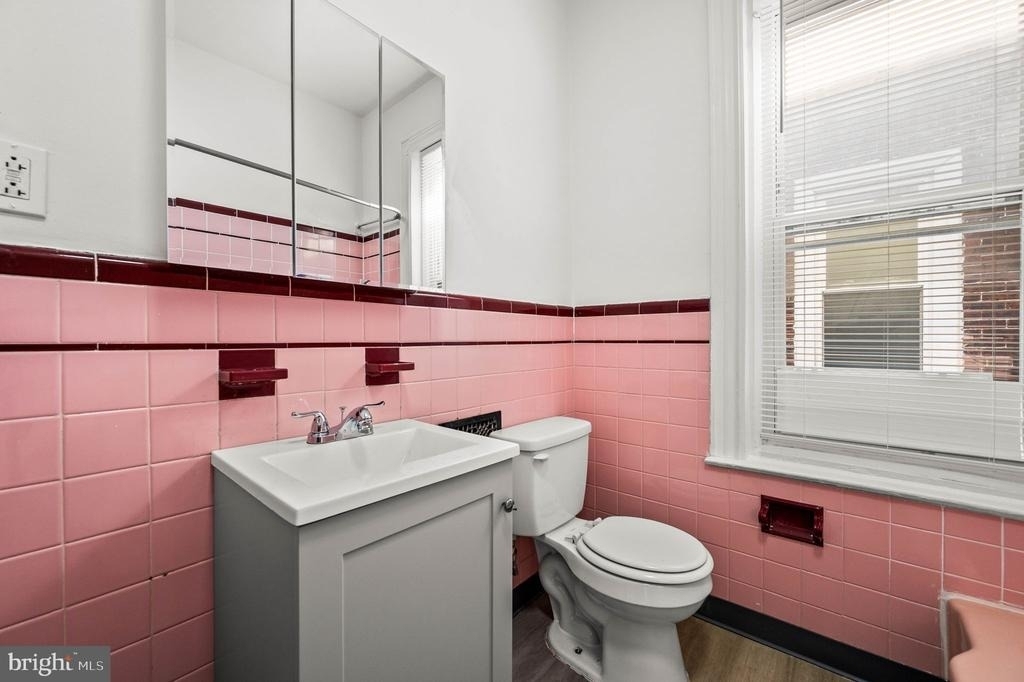 5011 Larchwood Avenue - Photo 15