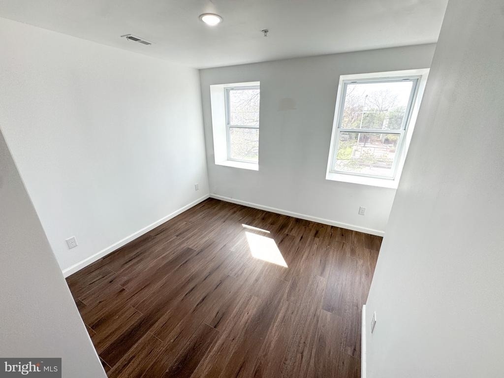 2317 N 15th Street - Photo 7
