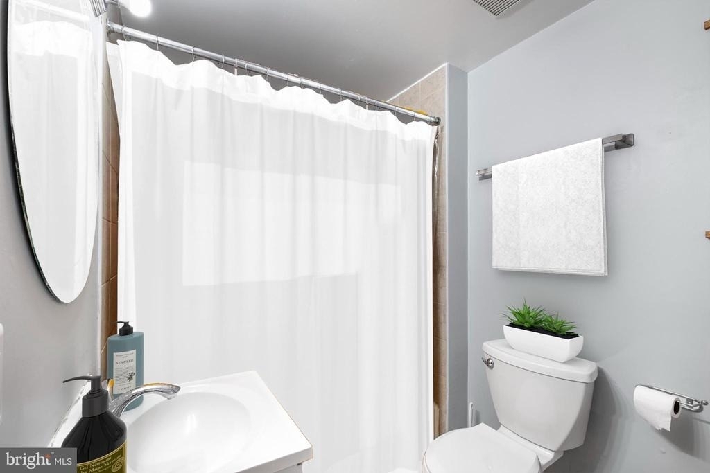 1830 Green Street - Photo 5