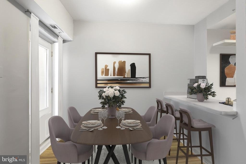 1830 Green Street - Photo 2