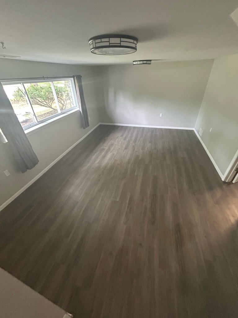 2930 Marshall Street - Photo 6