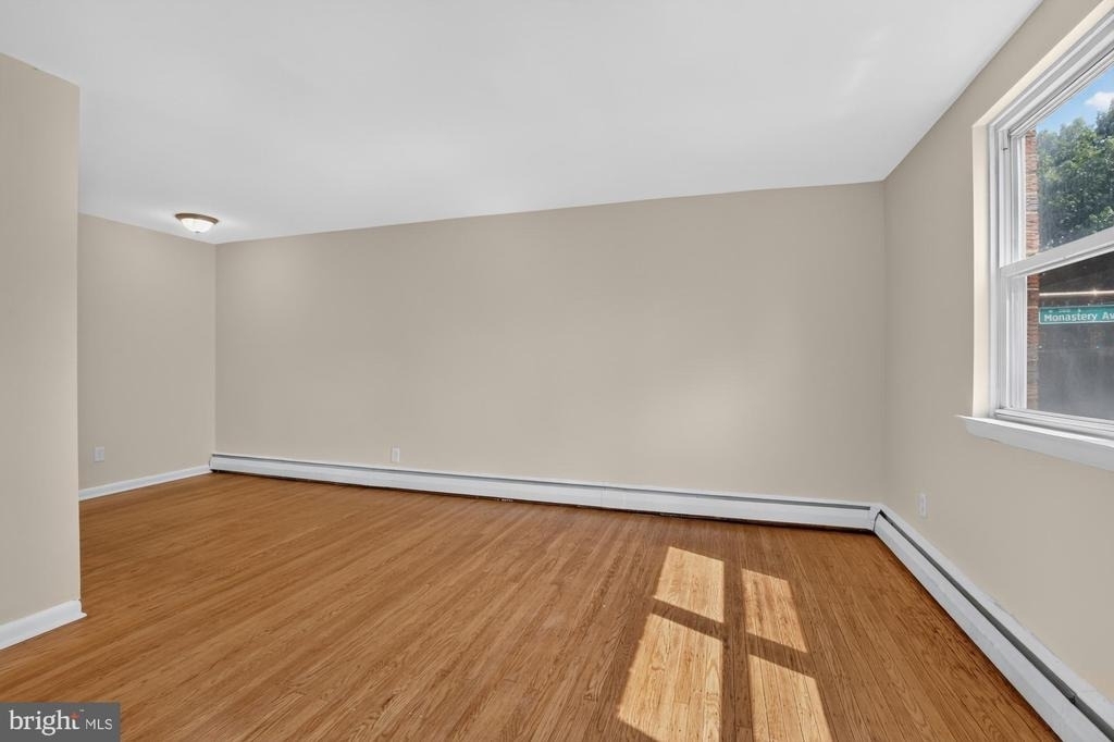 5990 Henry Avenue - Photo 4