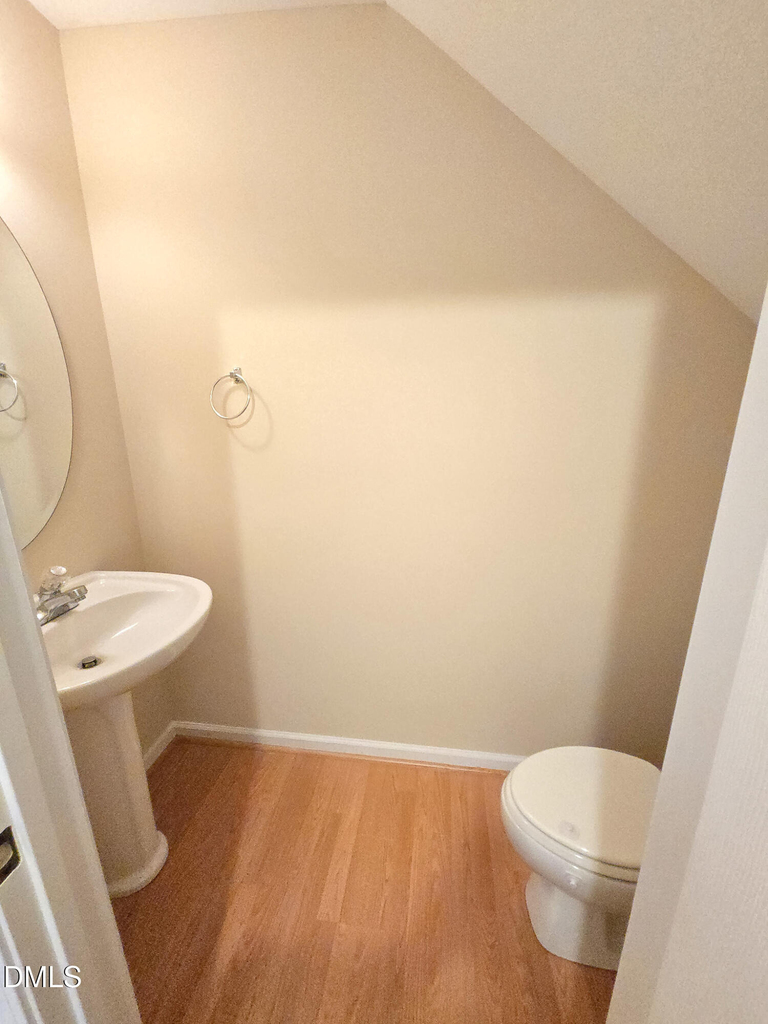 9819 Layla Avenue - Photo 14