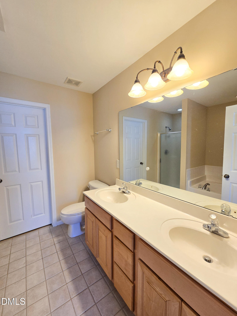 9819 Layla Avenue - Photo 26