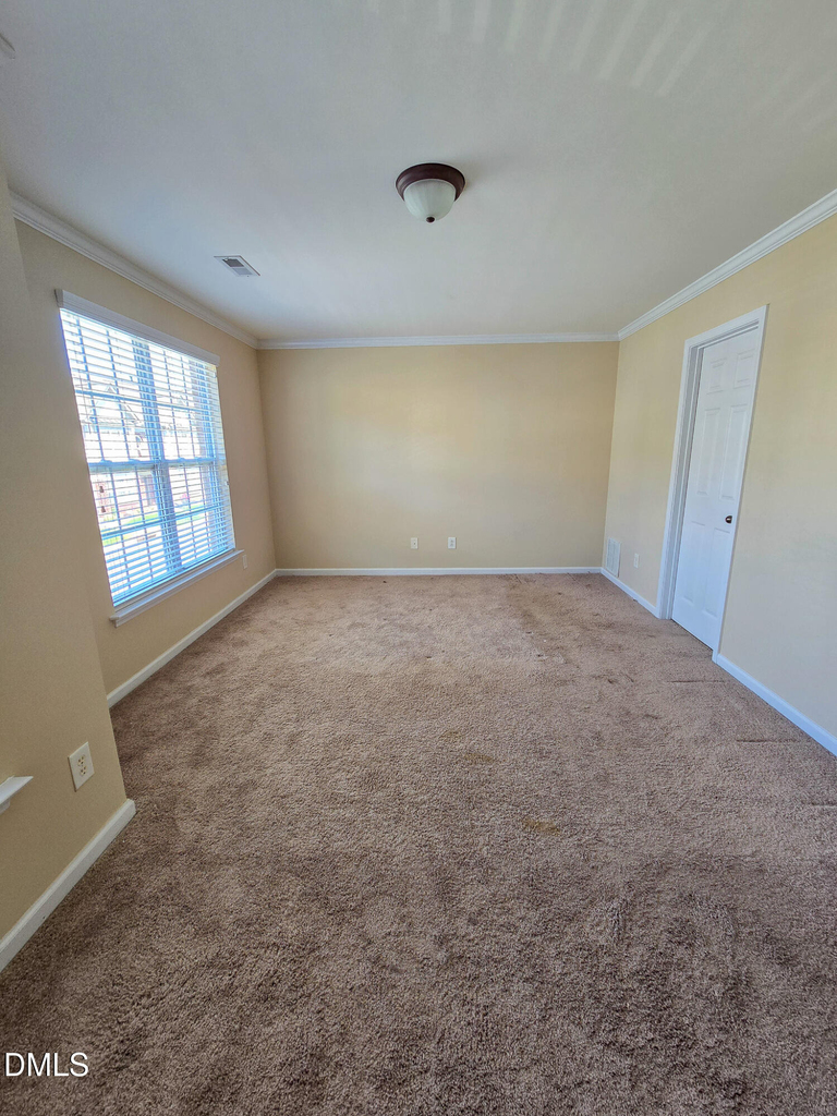 9819 Layla Avenue - Photo 23