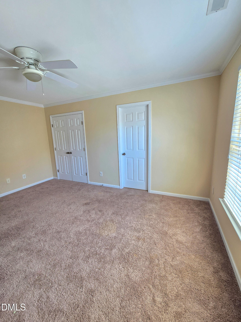 9819 Layla Avenue - Photo 18