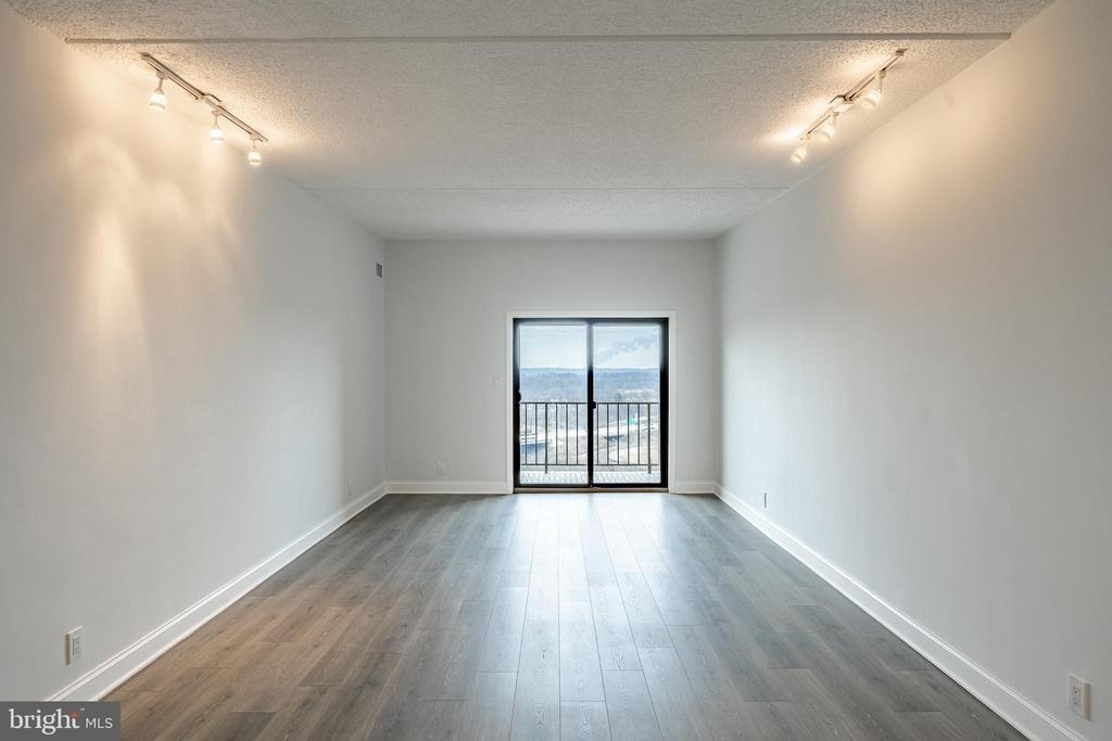 21510 Valley Forge Circle - Photo 23