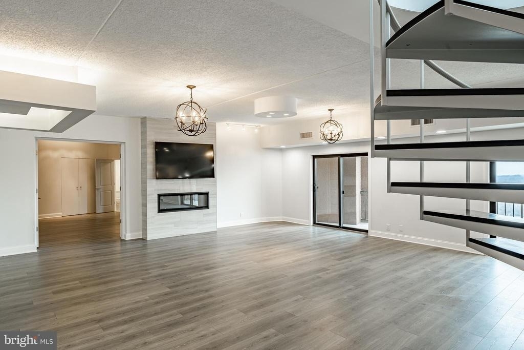 21510 Valley Forge Circle - Photo 13