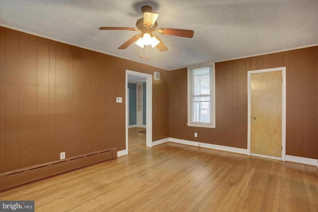 230 West Second St - Photo 14