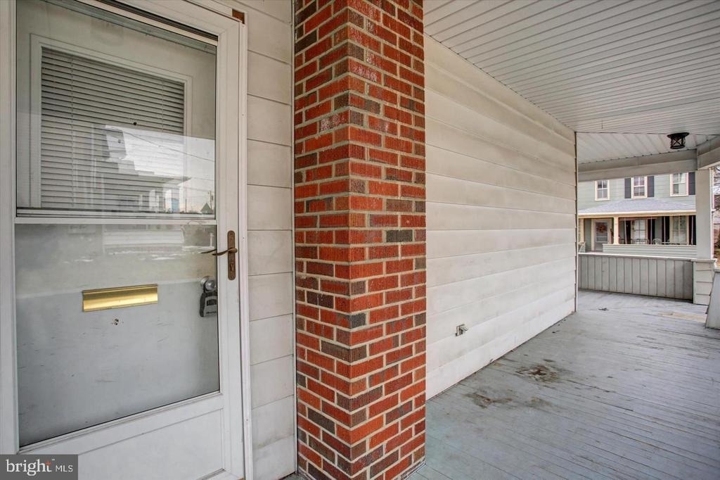 230 West Second St - Photo 1