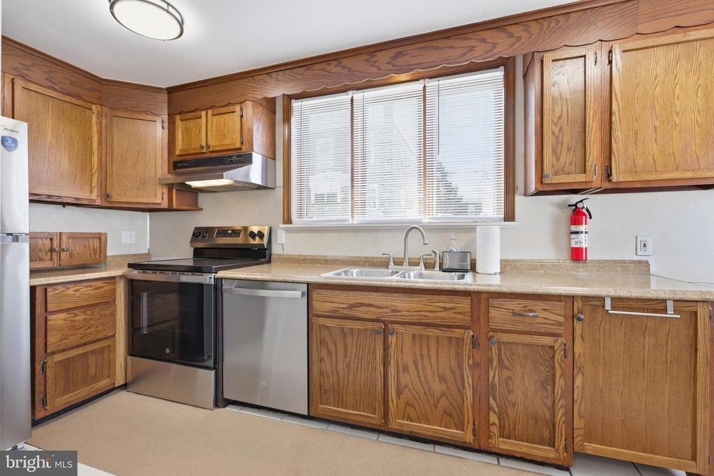271 Wyncliffe - Photo 10