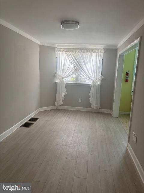 329 N Oak Avenue - Photo 3