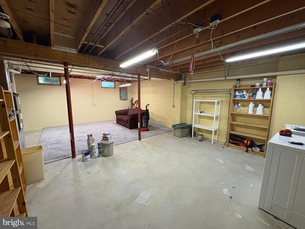 971 Monroe Street - Photo 2