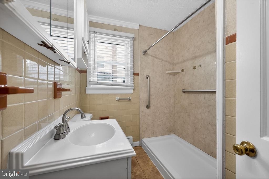 4225 Walsh Avenue - Photo 20