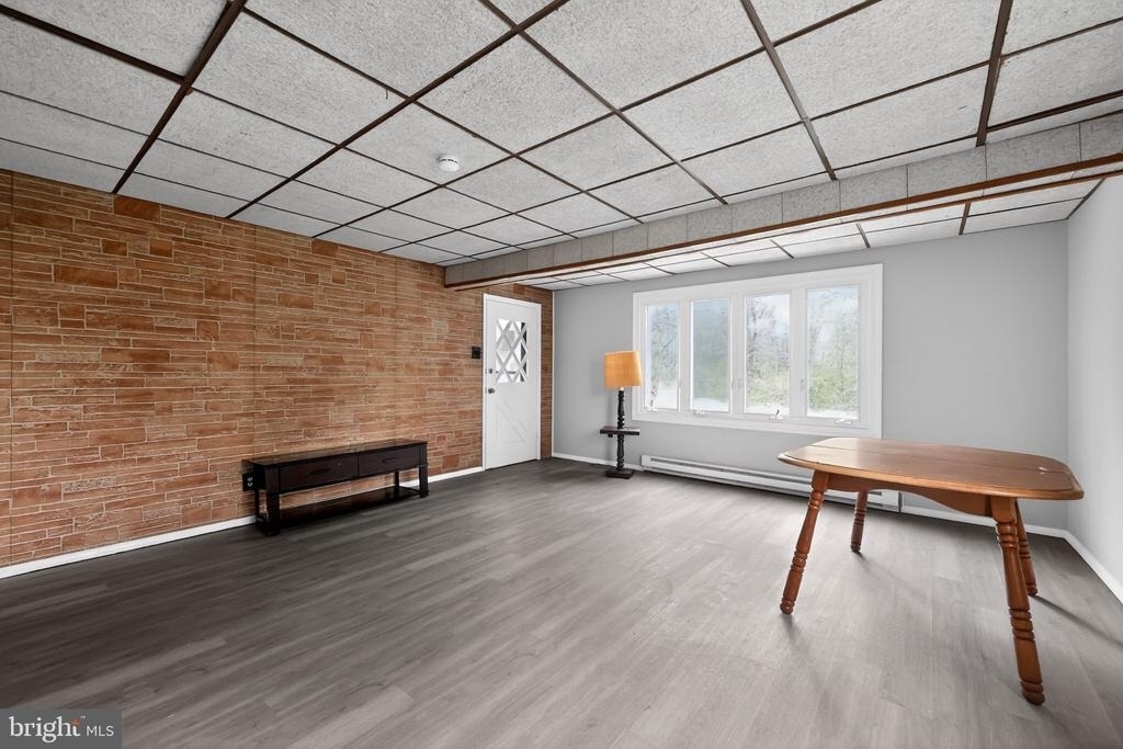 4225 Walsh Avenue - Photo 4