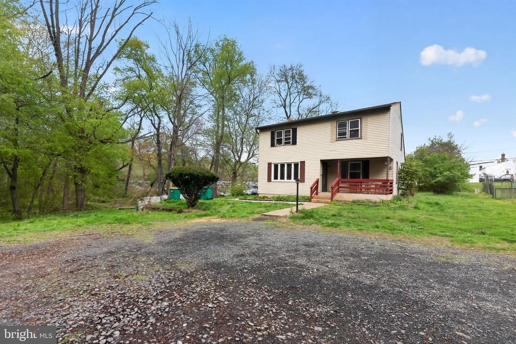 4225 Walsh Avenue - Photo 1