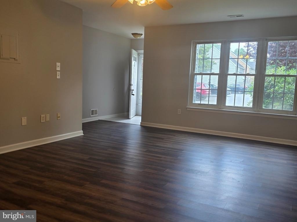 421 Ibis Court - Photo 5