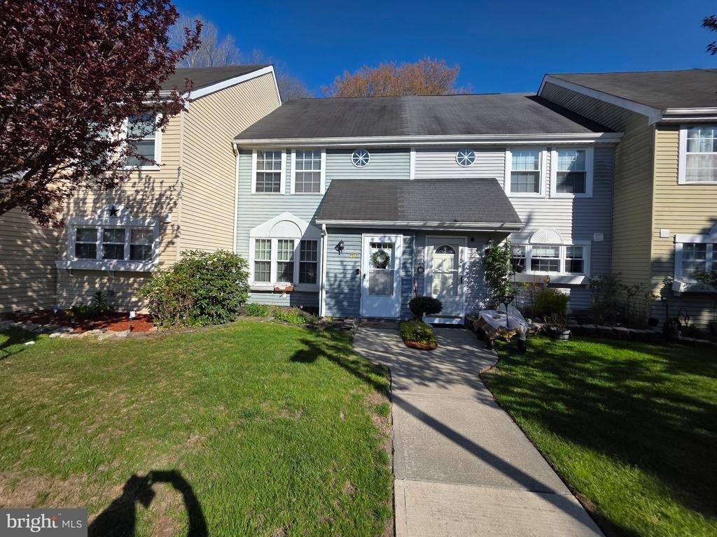 421 Ibis Court - Photo 1