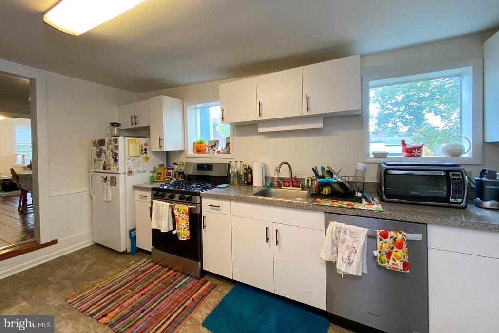 10 Princeton Avenue - Photo 7