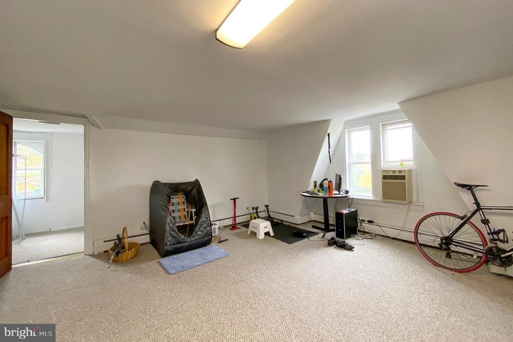 10 Princeton Avenue - Photo 14