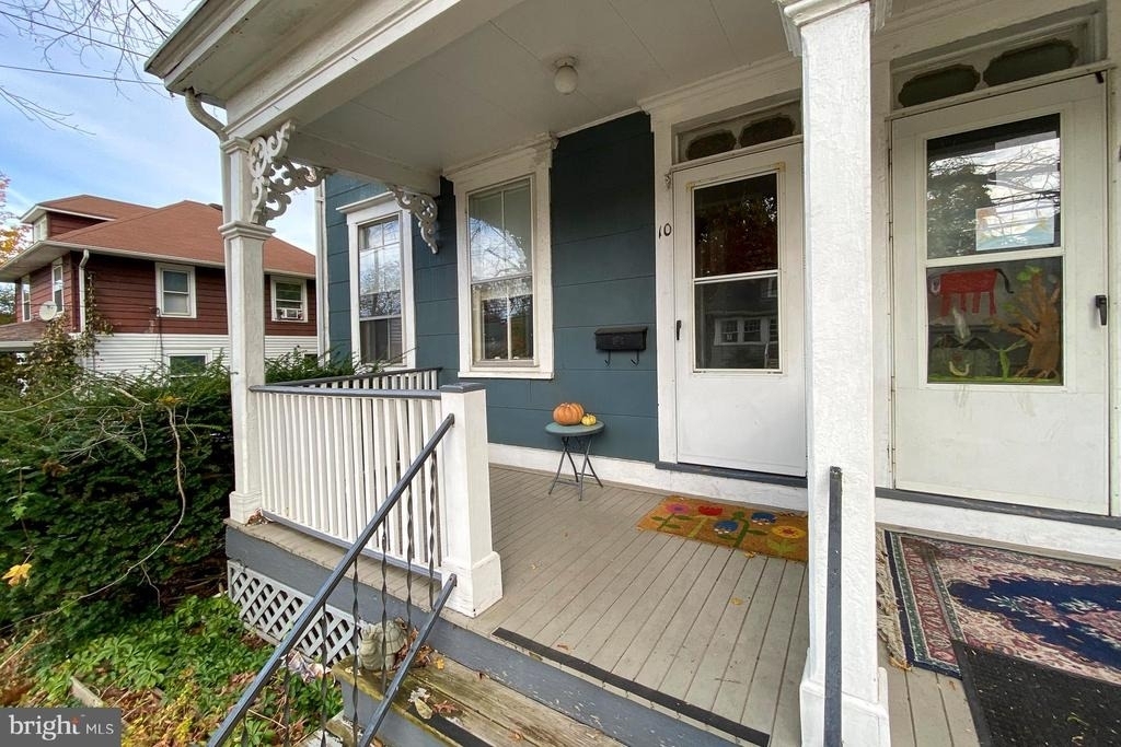 10 Princeton Avenue - Photo 0