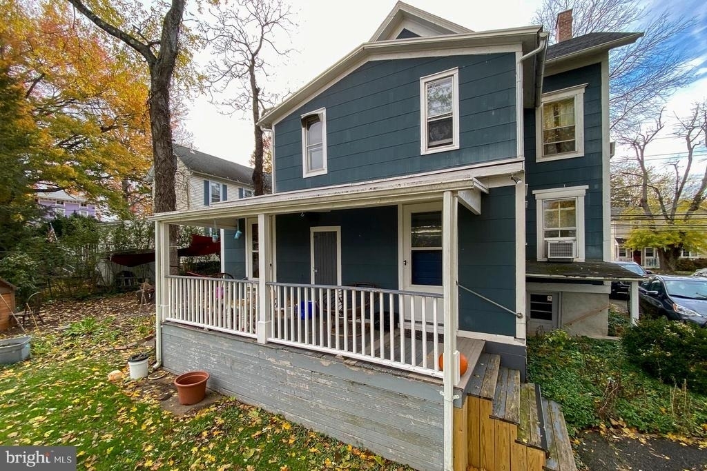 10 Princeton Avenue - Photo 19