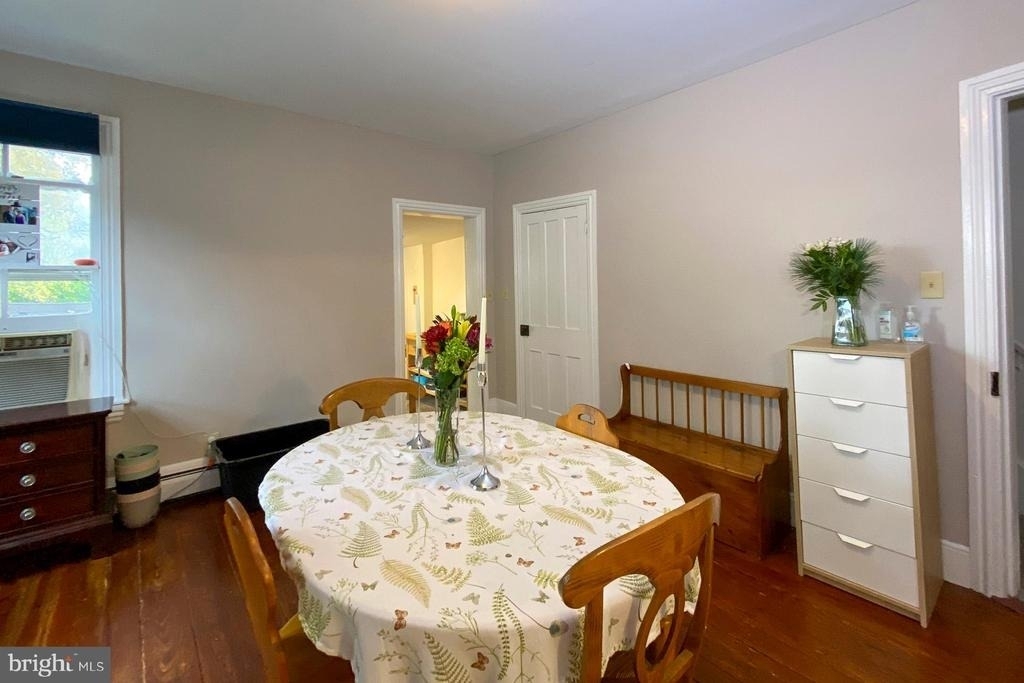10 Princeton Avenue - Photo 4
