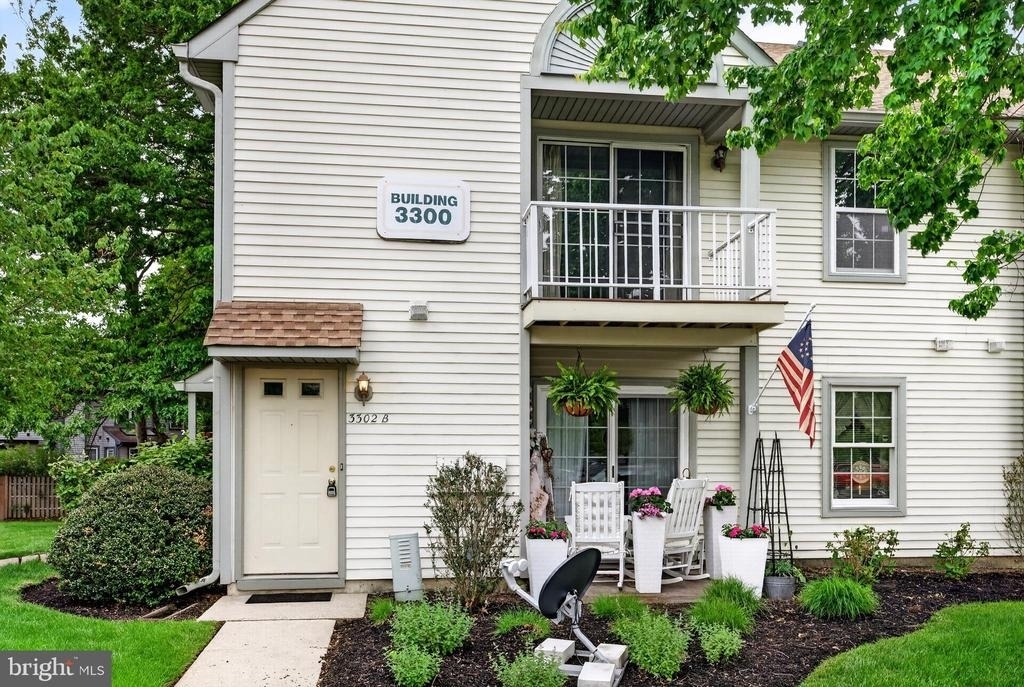 3302 Ramsbury Court - Photo 0