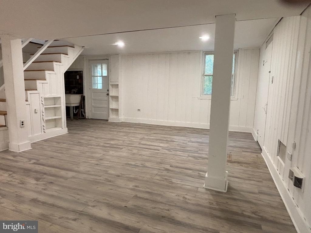 9103 Wallace Road - Photo 16