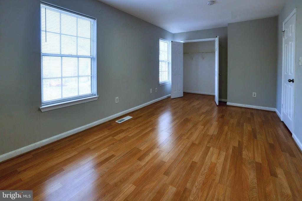 4663 Red Hawk Terrace - Photo 6