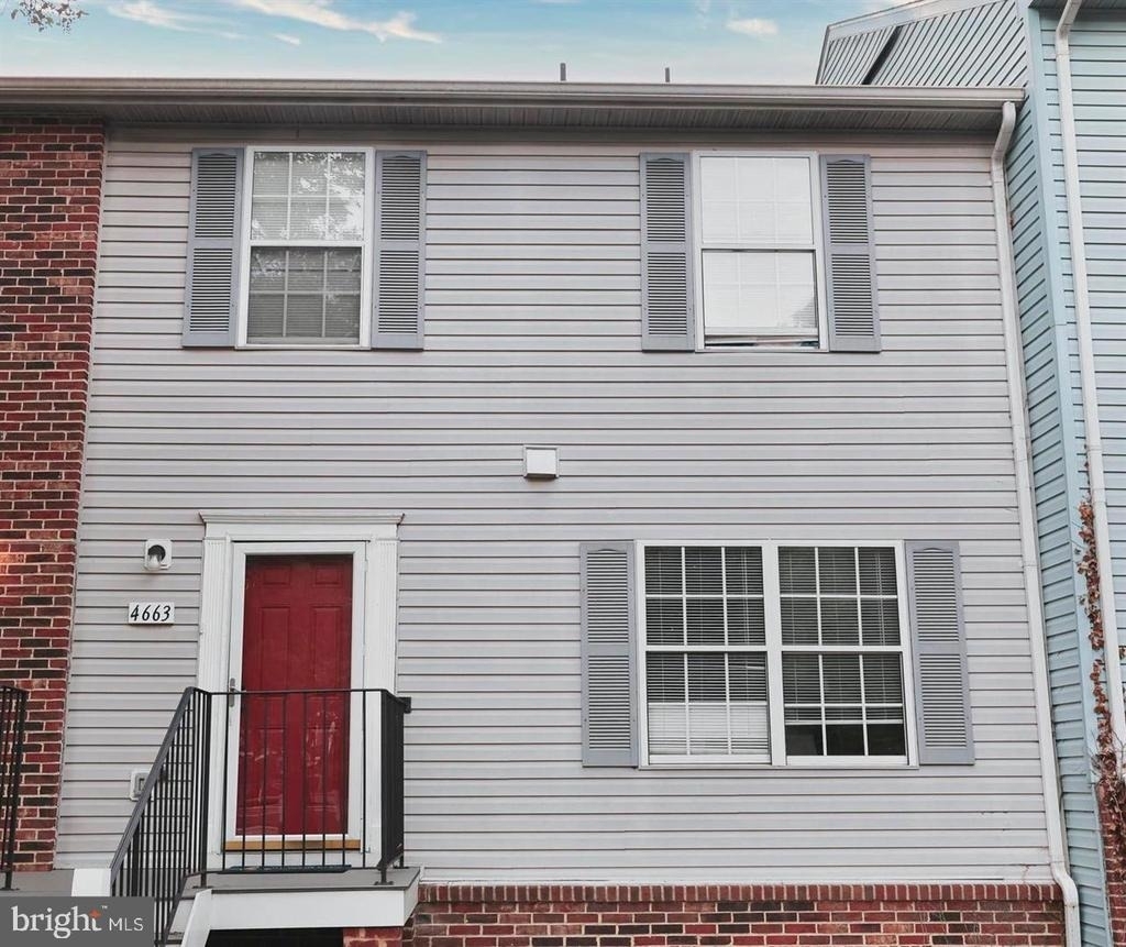 4663 Red Hawk Terrace - Photo 0
