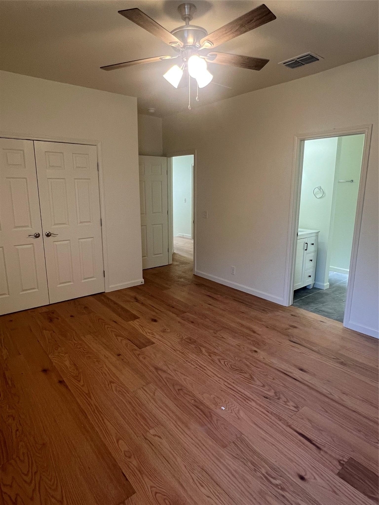 5404 Martin Ave - Photo 1
