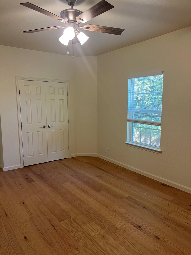 5404 Martin Ave - Photo 5