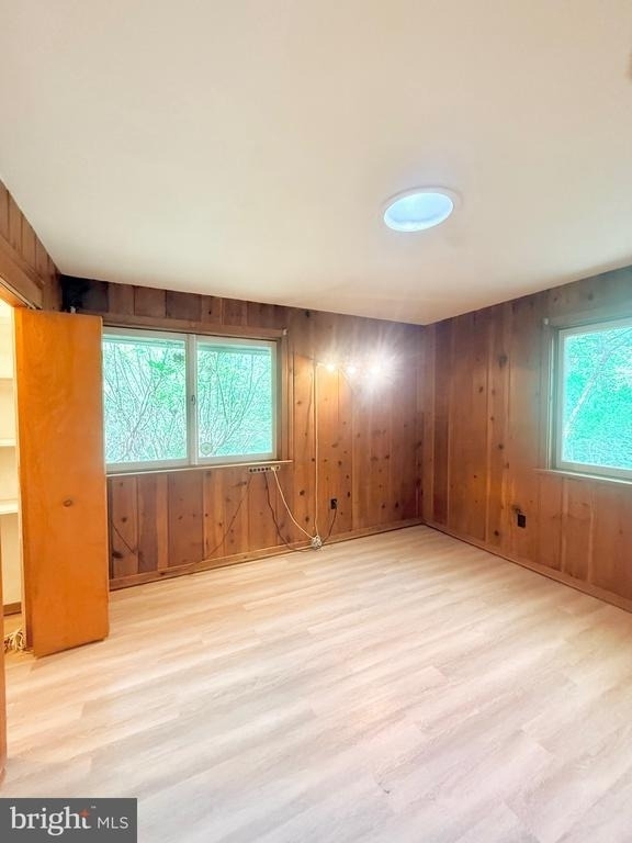 6819 Selkirk - Photo 41