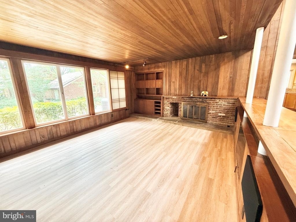 6819 Selkirk - Photo 53