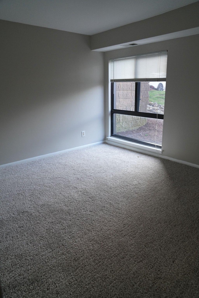 6093 Majors Lane - Photo 2