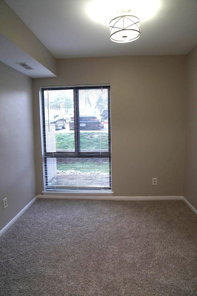 6093 Majors Lane - Photo 5